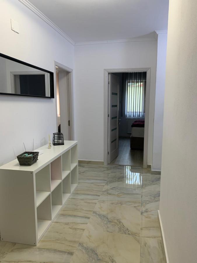 Complex Rezidential Ana Apartment Caransebes Exterior photo